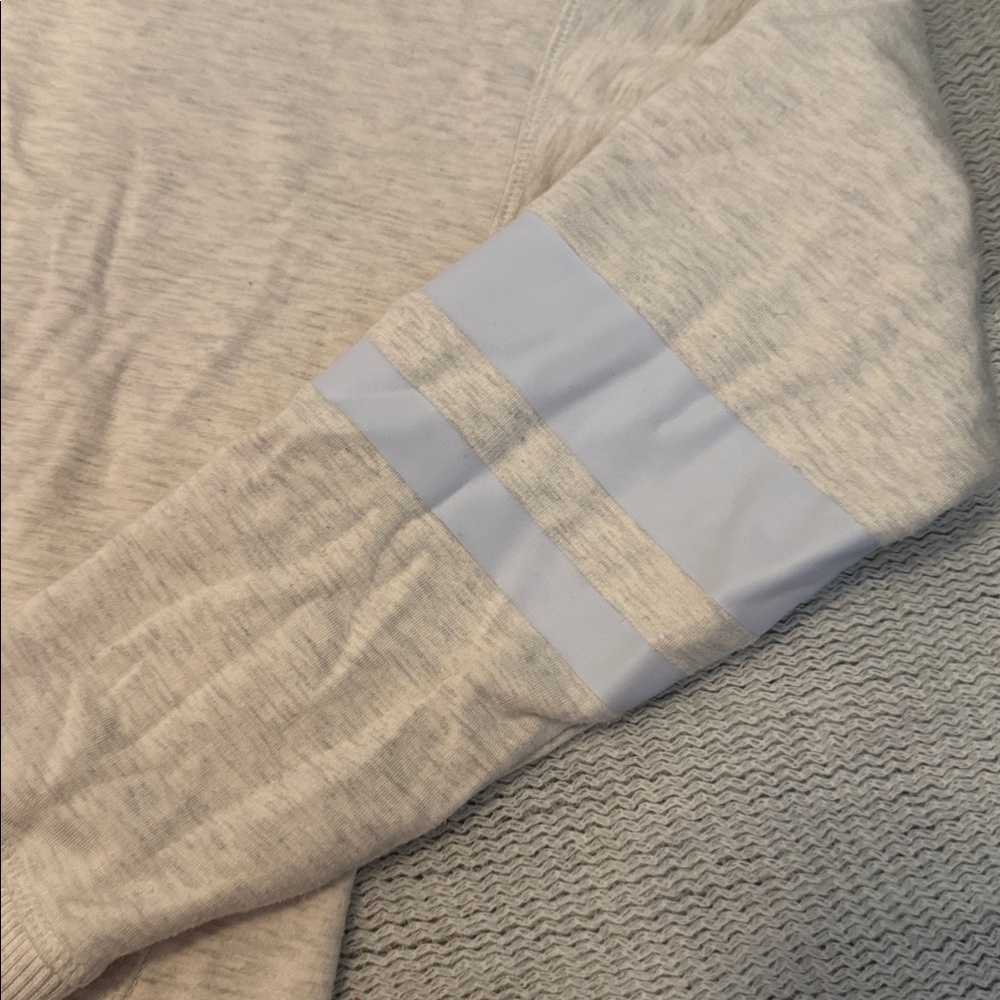 Vineyard Vines Varsity Stripe Crewneck Sweatshirt – Women’s Small - Picture 3 of 5